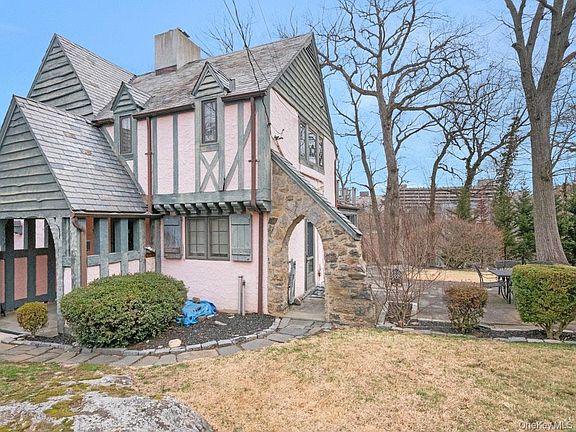 2nd image of 88 Stockbridge Road