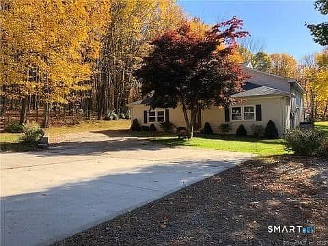 3rd image of 144 Mountain View Road