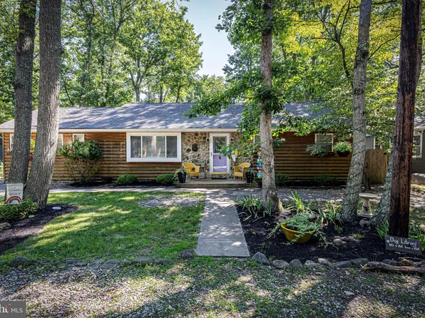 135 Nokomis Trl, Medford Lakes, NJ 08055