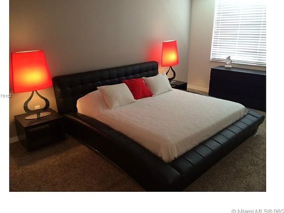 4th image of 2851 NE 183rd St APT 1414E