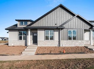 2882 Howard Cmns, Howard, WI 54313