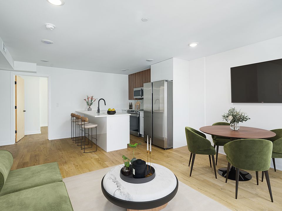 1st image of 630 Moore St #301