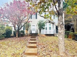 146 Willow Stream Ct, Roswell, GA 30076