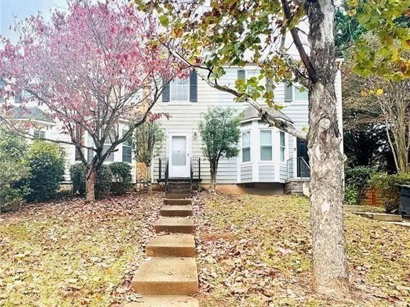 146 Willow Stream Ct, Roswell, GA 30076