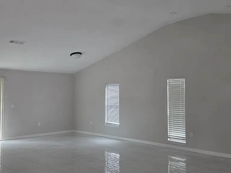 7833 Bermejo Rd — Photo 24