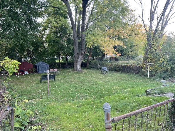 112 Maurice Ave, Syracuse, NY 13207