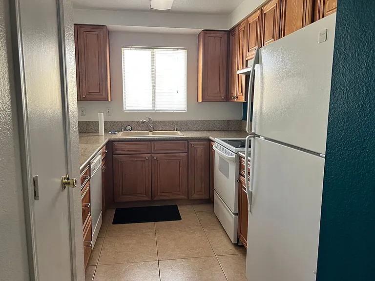 6877 Tamarus St #201 — Photo 10