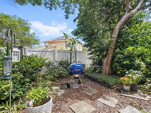 5th image of 1482 CREEKSIDE CIRCLE