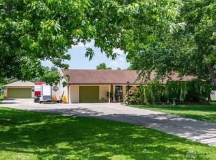 1221 Helke Rd, Vandalia, OH 45377