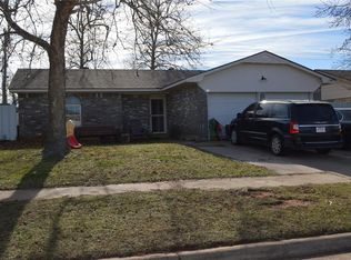 448 W Linden Dr, Mustang, OK 73064