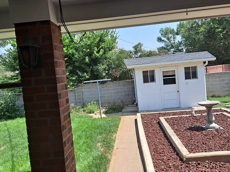 1626-1628 Hollywood Dr — Photo 31