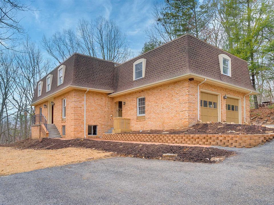 1st image of 3295 Laurel Dr