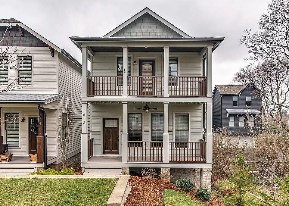 1st image of 612 Chesterfield Way