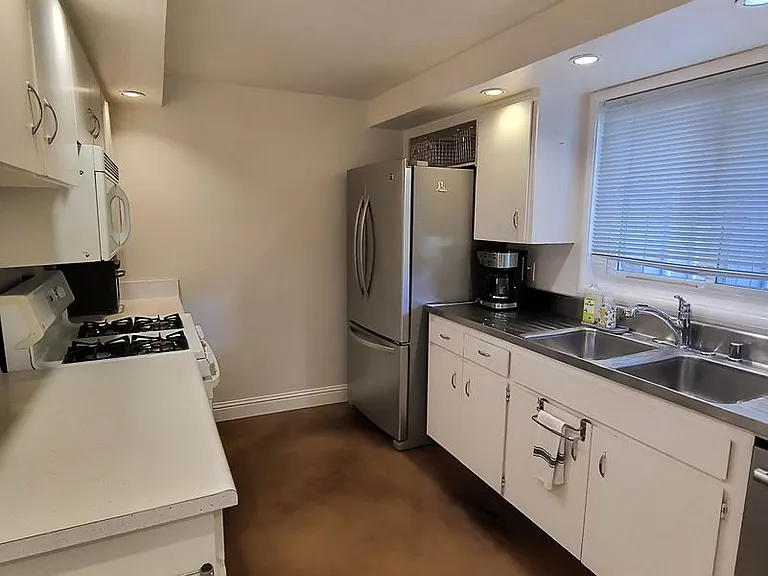 2806 Santa Paula Ct — Photo 4