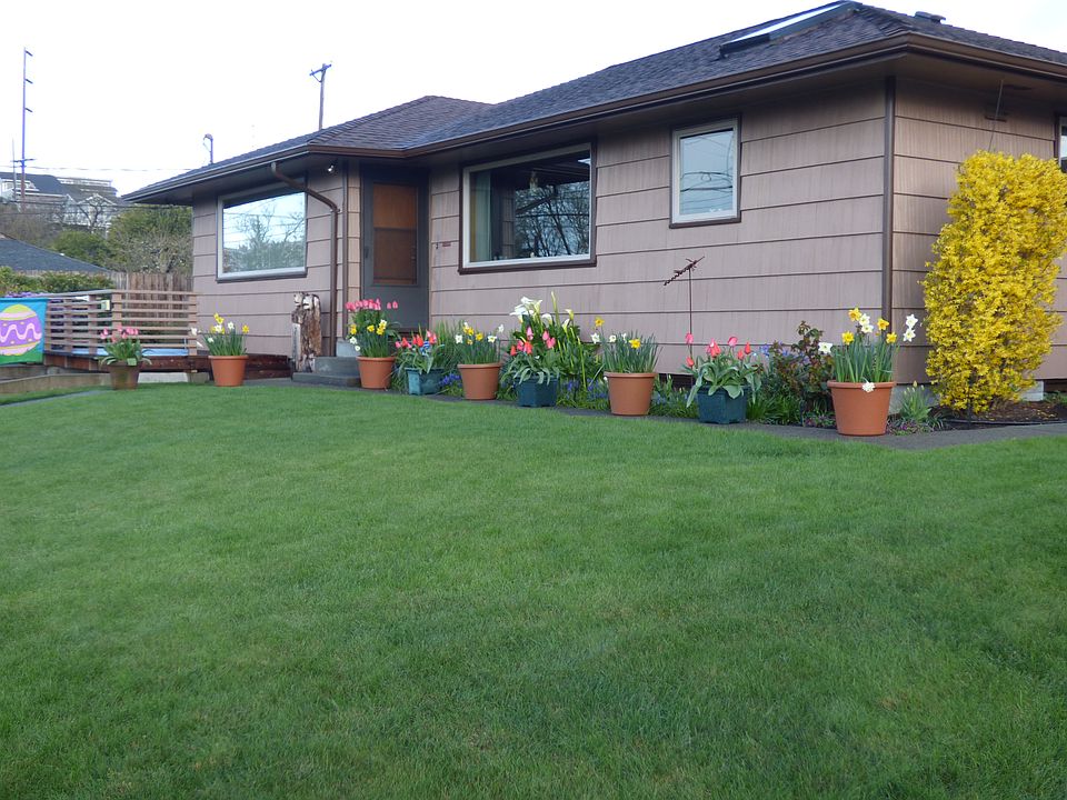 1st image of 1215 Browns Point Blvd