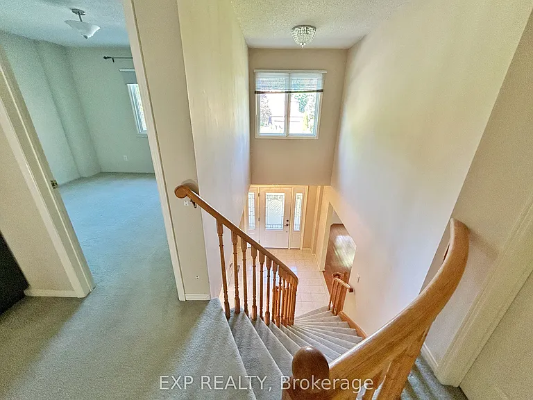 23 Haskell Cres — Photo 15