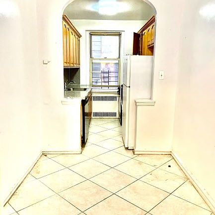 3rd image of 4135 45th St APT 1D