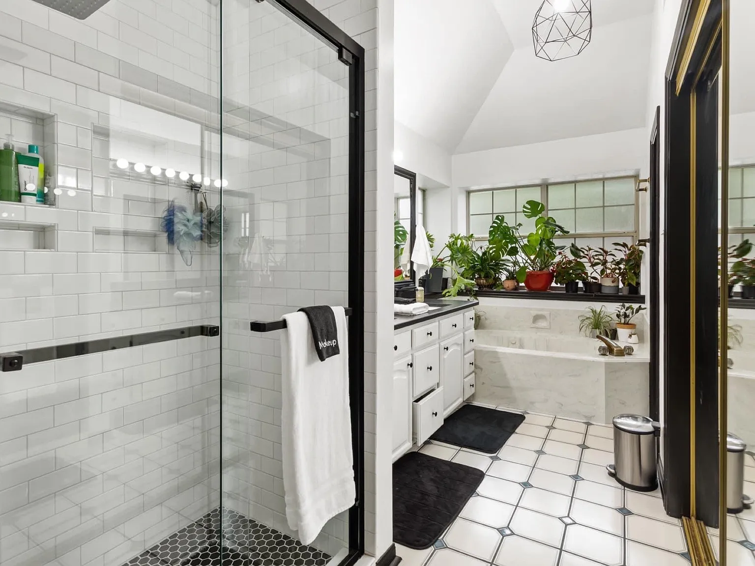 4 bed, 1845 sqft, $3,000 — Photo 3