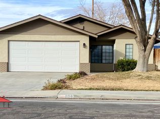 628 Beth Ln, Ridgecrest, CA 93555