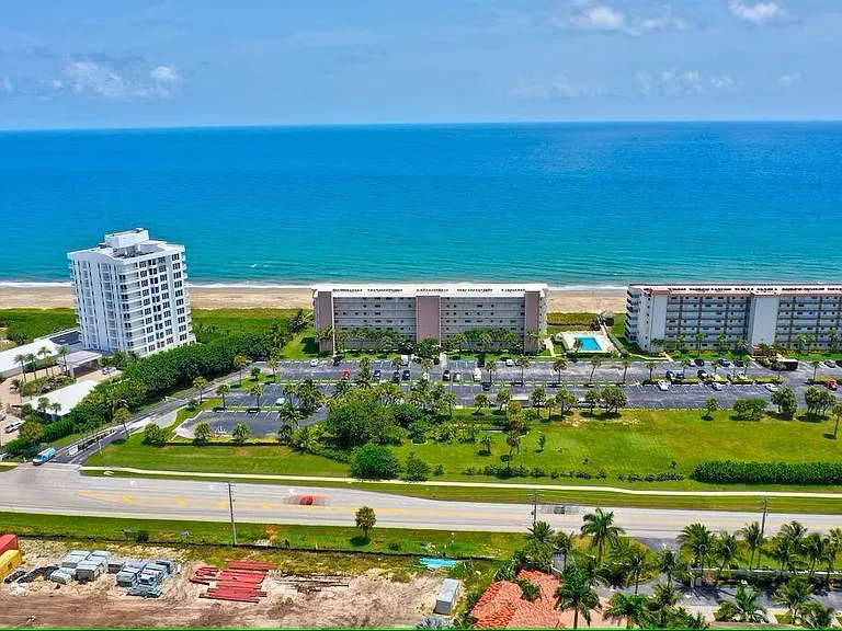 10102 S Ocean Dr #107 — Photo 10