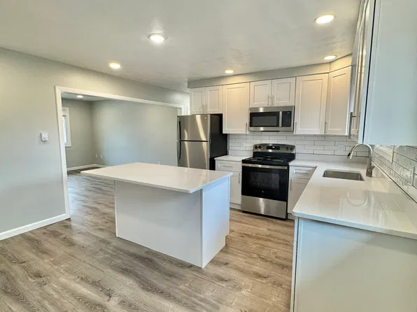 151 Delmont Ave Unit 4, Worcester, MA 01604