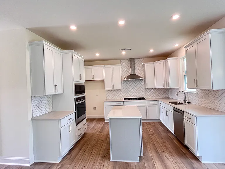 1503 Cedar Tree Dr — Photo 7