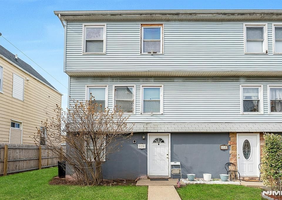 1st image of 13 Allen St #13