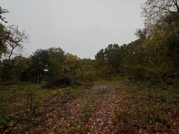 68-68A Fern Ave, Amesbury, MA 01913