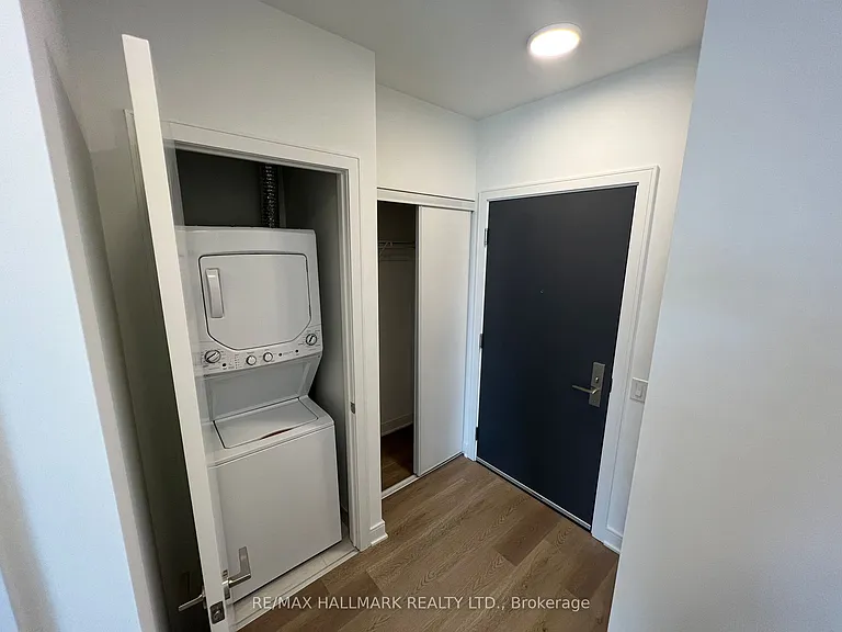 86 Dundas St E #1701 — Photo 21