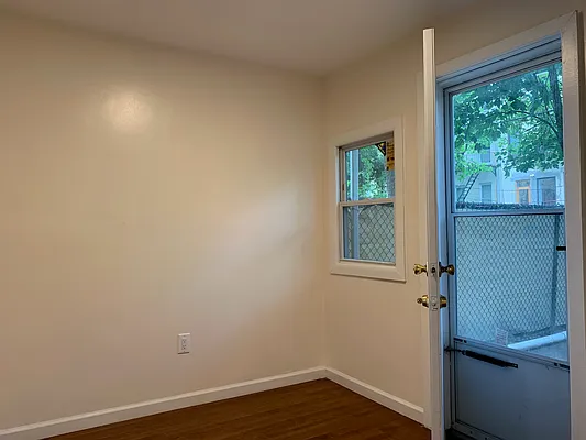 Rented by Cross Boro Business Services | media 7