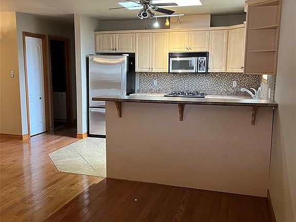 4th image of 1116 Settlers St
