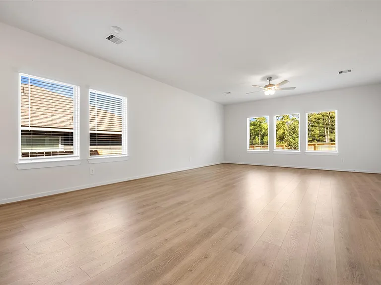 17926 Stone Terrace Ct — Photo 4