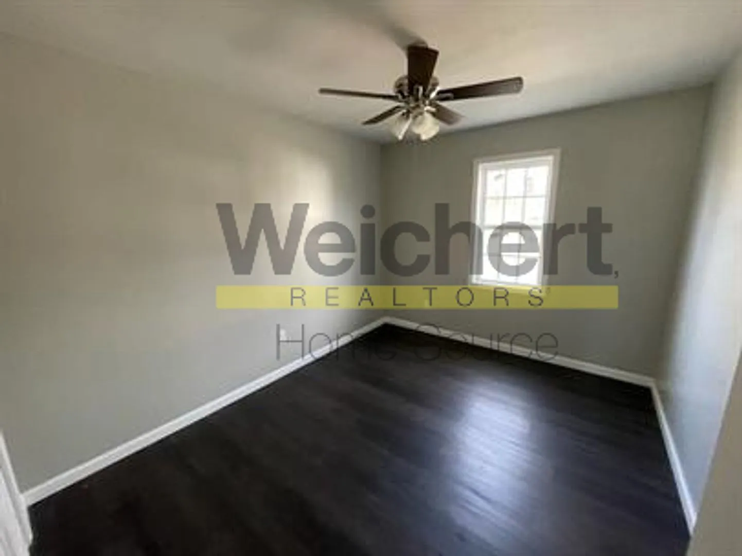 Corning Apartments — Photo 4