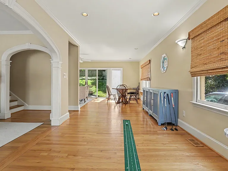 1528 Iredell Dr — Photo 20