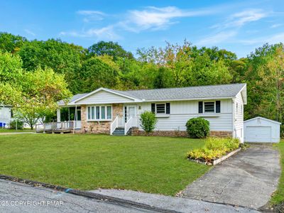 700 Union St, Peckville, PA, 18452