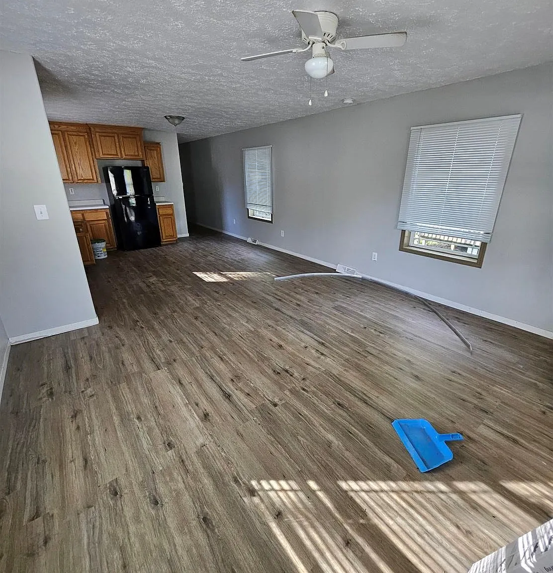 3 bed, $1,299 — Photo 1