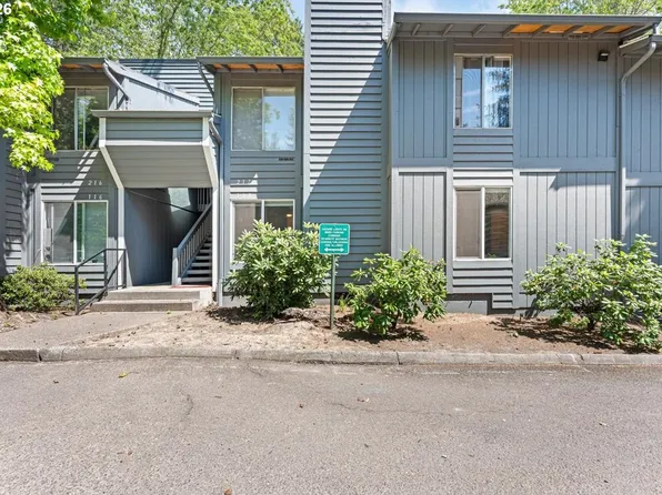 650 SW Meadow Dr APT 117, Beaverton, OR 97006