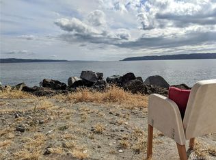 21 S Beach Dr #H, Everett, WA 98206