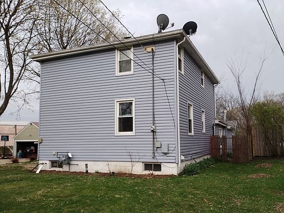 2nd image of 718 Brink St