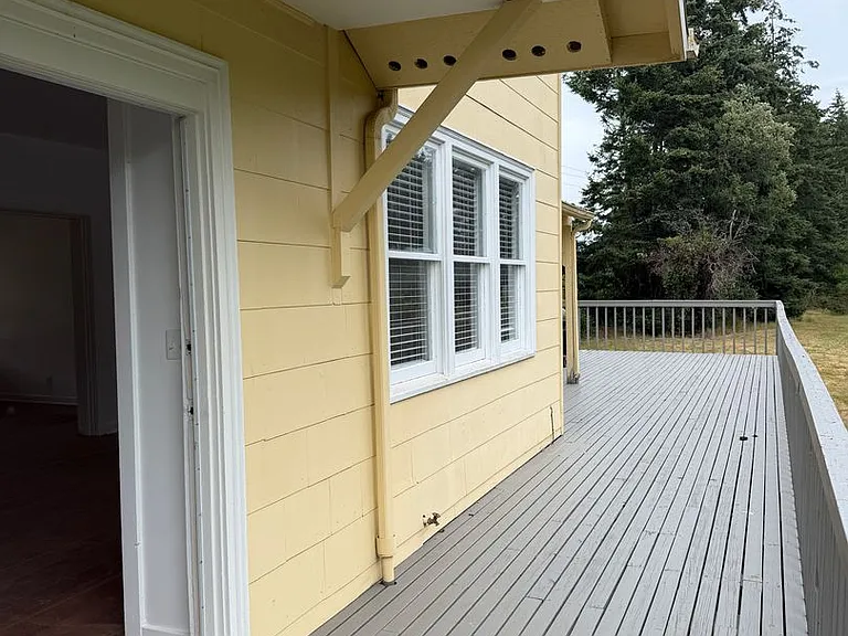 1630 SE Regatta Dr — Photo 18