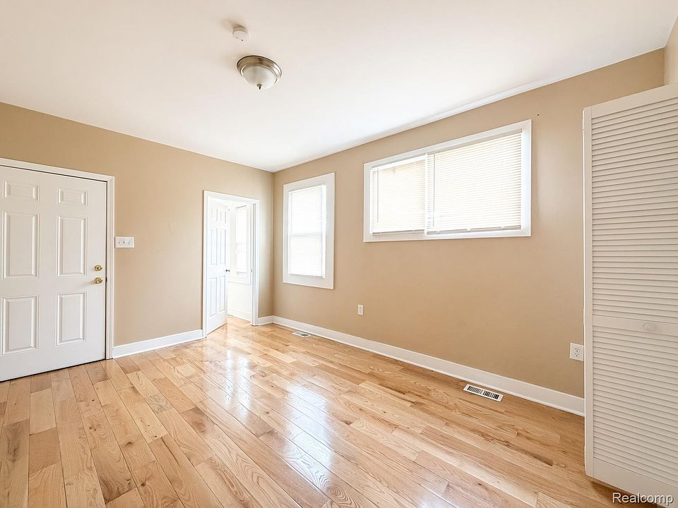 6349 Barlum St, photo 13