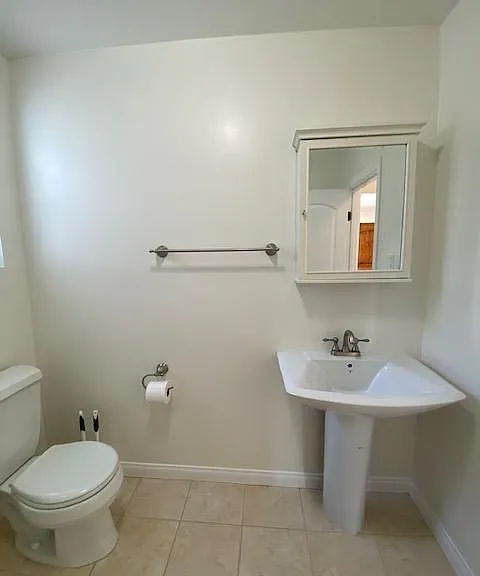 701 W Mariposa Ave — Photo 27