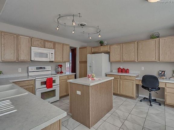 3rd image of 3345 Bareback Dr