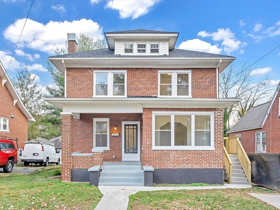 1st image of 139 Laconia Ave NE
