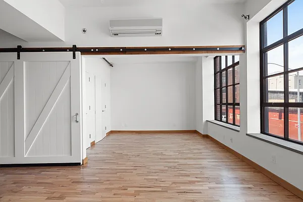 Rented by Compass | media 20