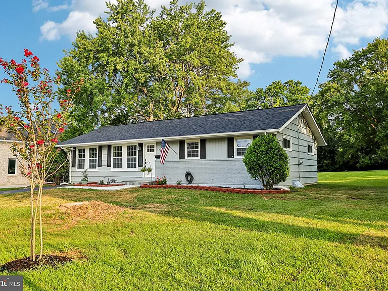 7200 Vellex Ln — Photo 6