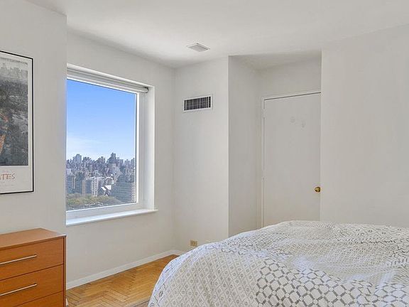 2nd image of 106 Central Park S APT 29C