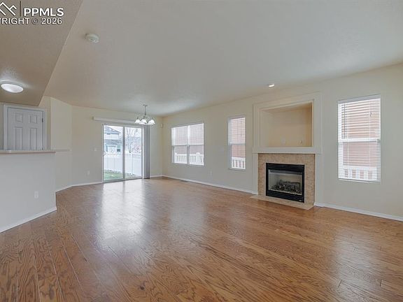 4th image of 5722 Gallantry Ln