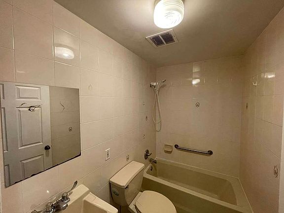 4th image of 8486 127th St