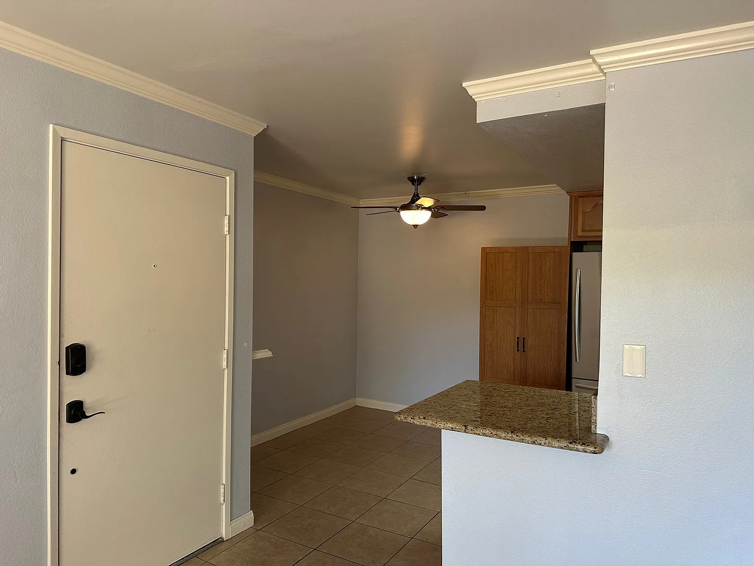 2 bed, 940 sqft, $2,600 — Photo 4